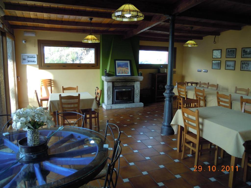 Hostal Restaurante Rancheiro Vigo Habitación foto